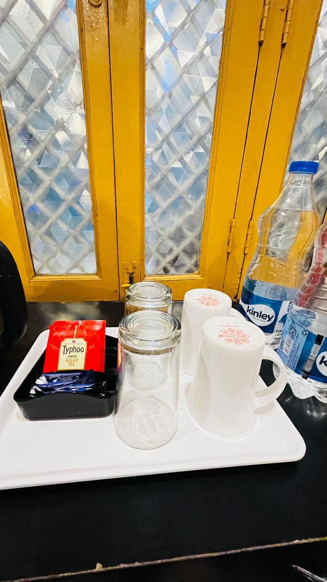 瓦拉纳西 Vibe N Joy酒店 外观 照片